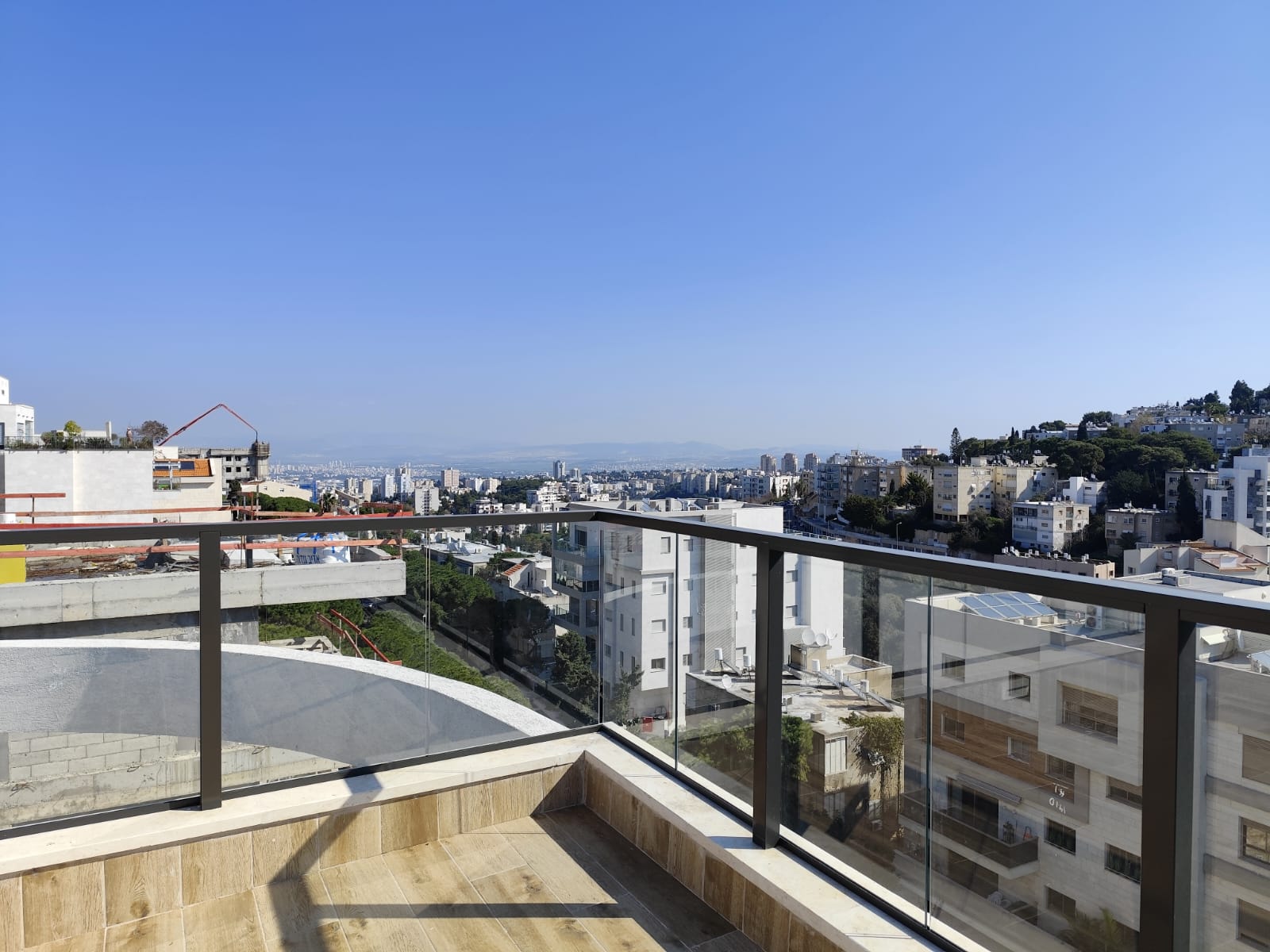 מרפסת קדמית נוף